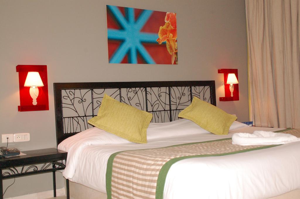 Miramar Petit Palais Hotel Midoun Room photo